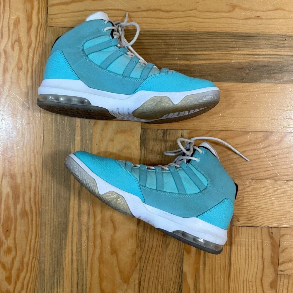 Nike Air Jordan Max Aura Light Aqua AQ9249-400 Youth Basketball‎ Sneakers 8Y